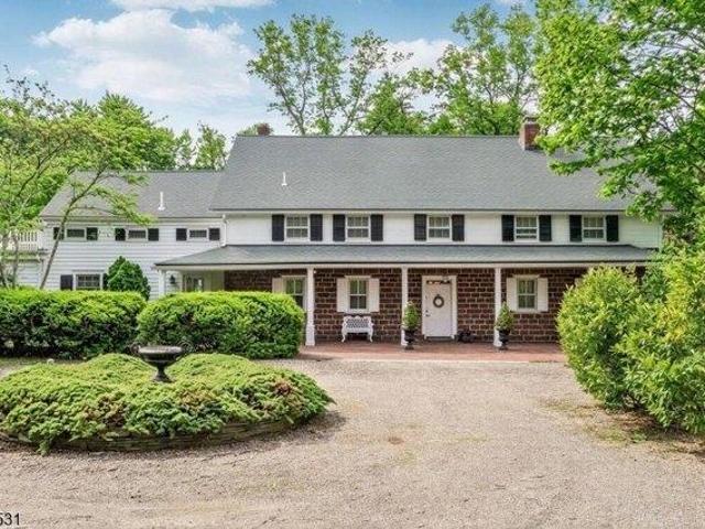 House for sale in Saddle River, New Jersey