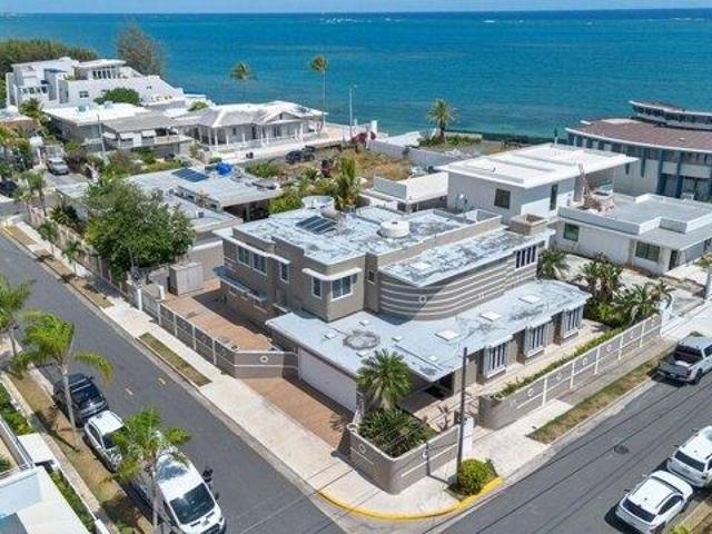 House for sale in San Juan