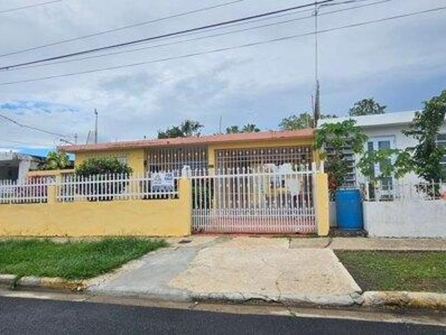 House for sale in San Juan