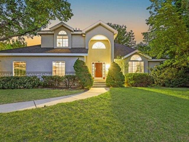 House for sale in Sandy, Utah