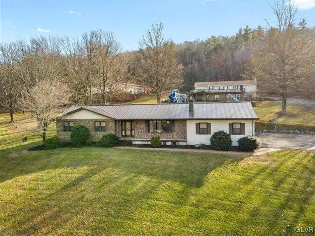House for sale in Saylorsburg, Pennsylvania