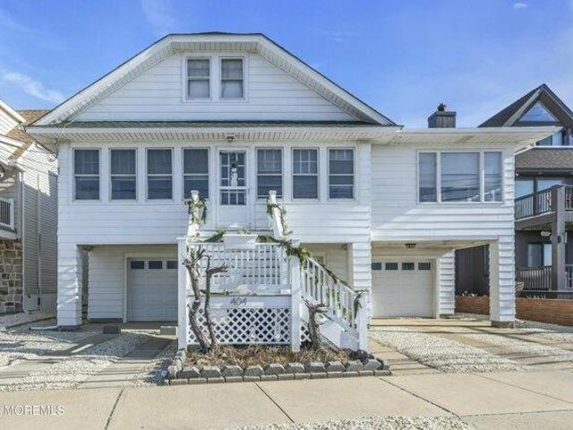 House for sale in Seaside Park