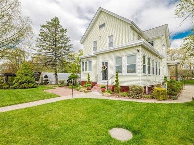 House for sale in Bristol, Massachusetts