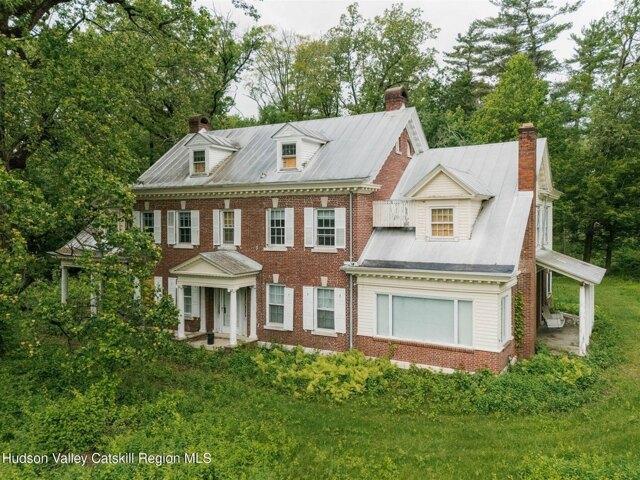 House for sale in Alcove, New York