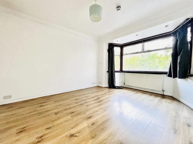 House for rent in Brent Cross, Greater London