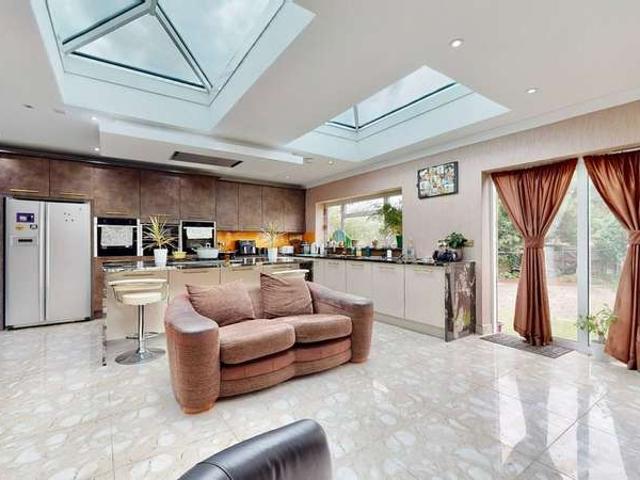 Farm for sale in Preston, Greater London