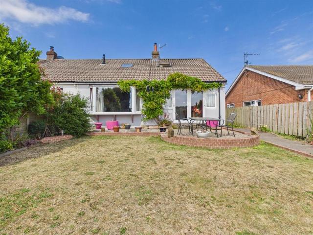 Bungalow for sale in Bempton