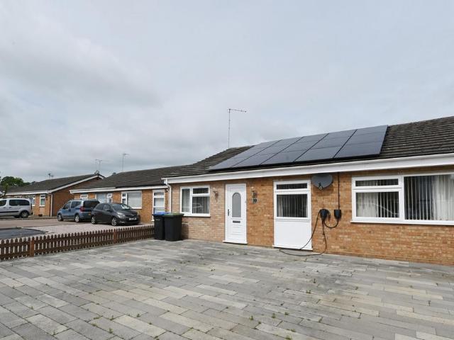 Bungalow for sale in Bedingfield, Suffolk