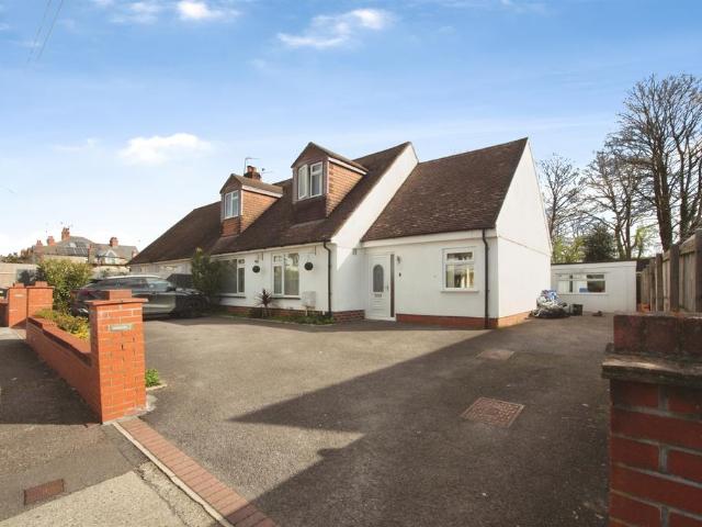 Bungalow for sale in Falcon Lodge, Wales