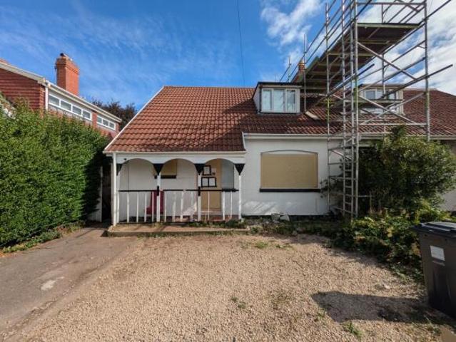 Bungalow for sale in Feckenham, City Of Bristol