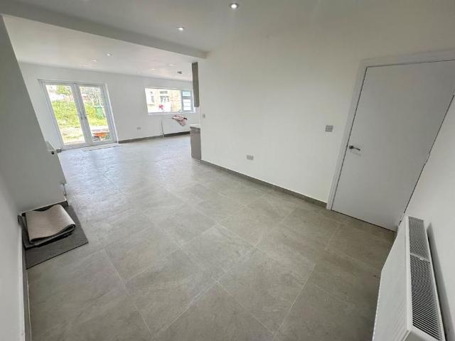 House for rent in Spring Park, Luton