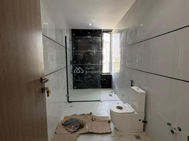 Duplex for sale in Eti Osa, Lagos