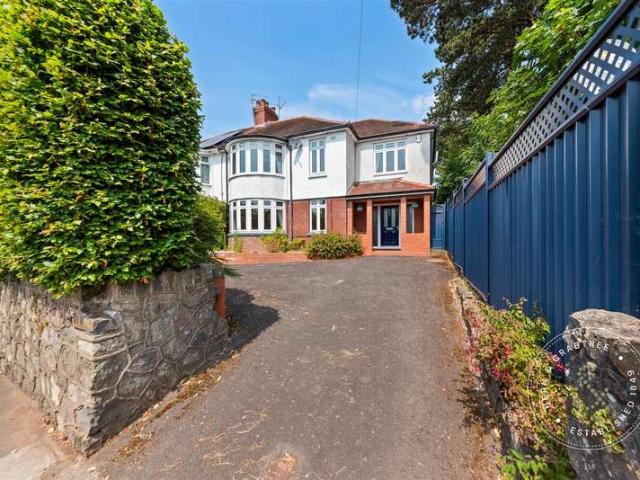 Farm for sale in Falcon Lodge, Wales