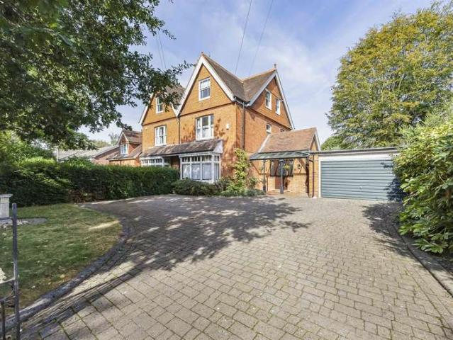Farm for sale in Caversham, Reading
