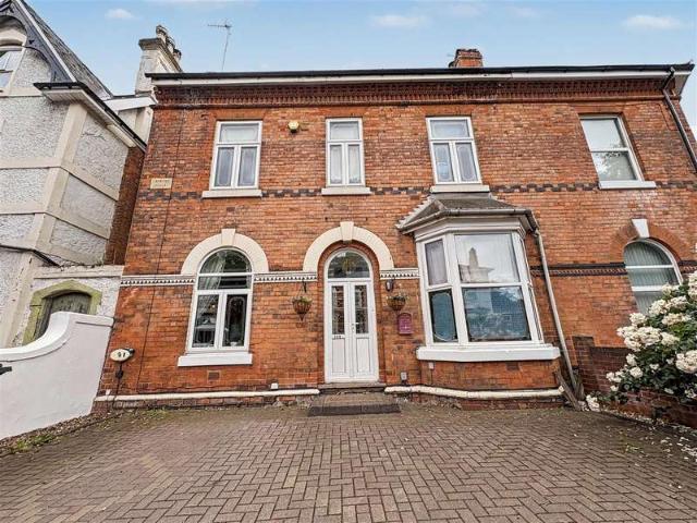 Farm for sale in Park Central, Birmingham