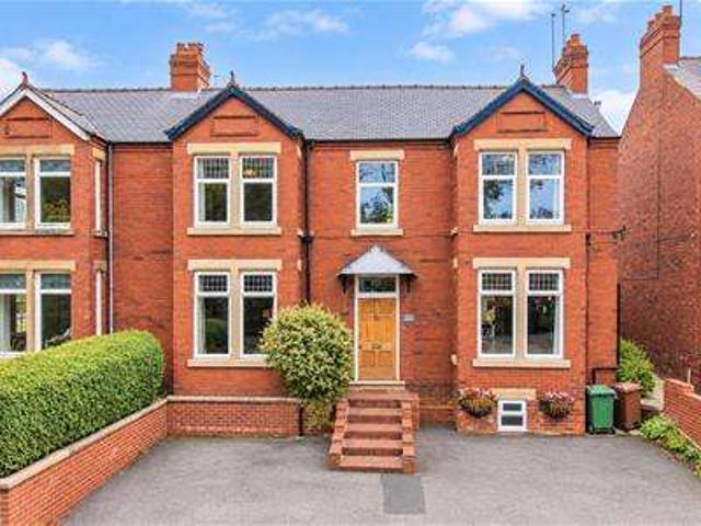 Farm for sale in Horbury, Wakefield