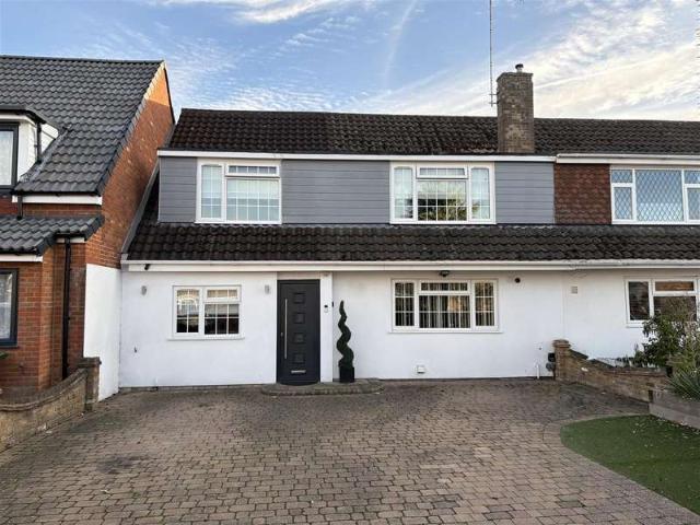 Farm for sale in Langley, Slough