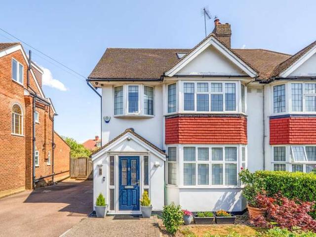Farm for sale in West Finchley, Greater London