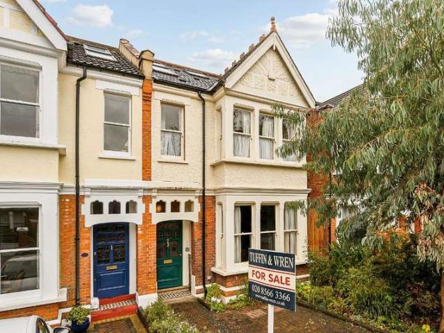 Farm for sale in London Borough of Ealing, Hanwell