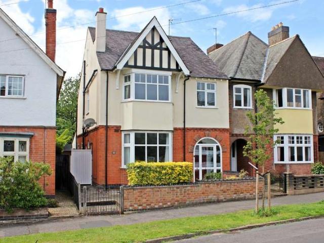 Farm for sale in Western Park, Leicester
