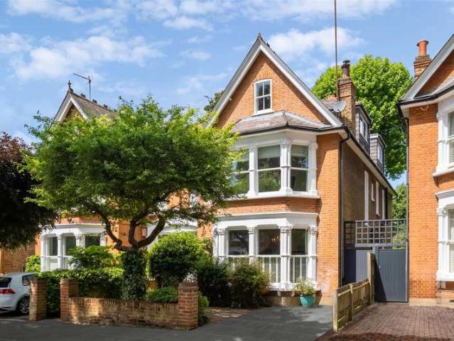 Farm for sale in London Borough of Hounslow, Greater London