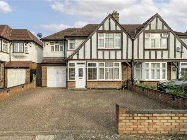 Farm for sale in London Borough of Brent, Greater London