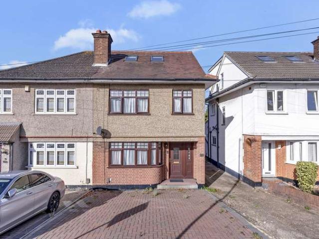 Farm for sale in London Borough of Havering, Greater London