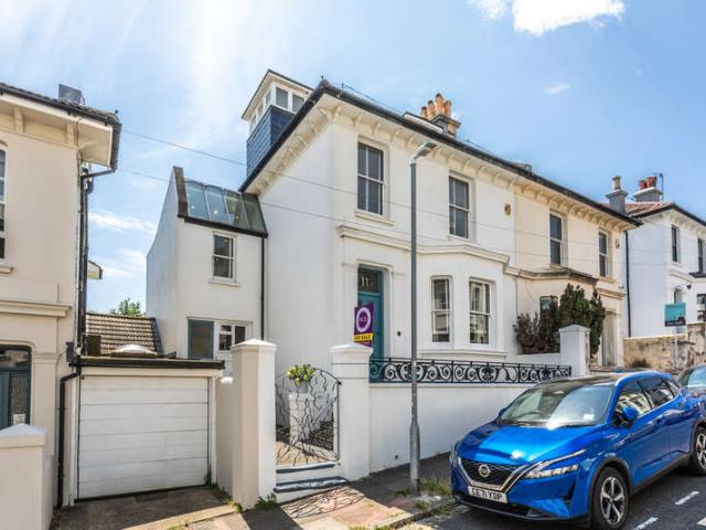 Farm for sale in Brighton & Hove