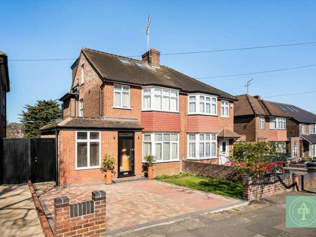 Farm for sale in Southgate, Oakwood