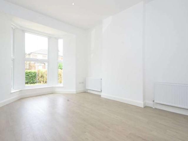 Farm for rent in North Finchley