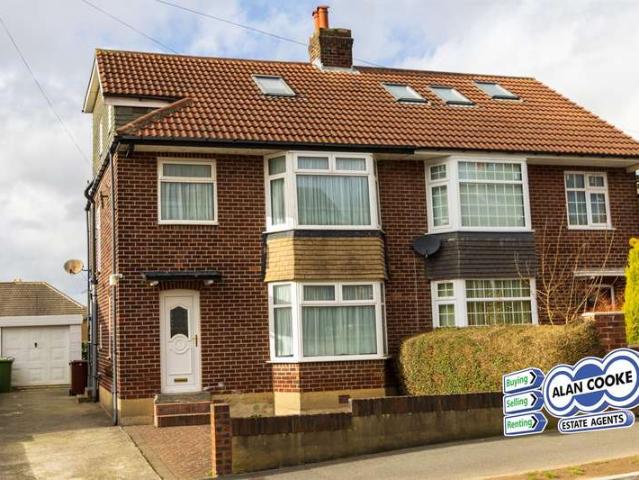 Farm for sale in Carr Manor, Chapel Allerton