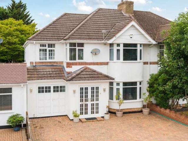 Farm for sale in Slough, Langley