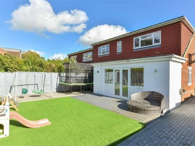 Farm for sale in Woodingdean, Brighton