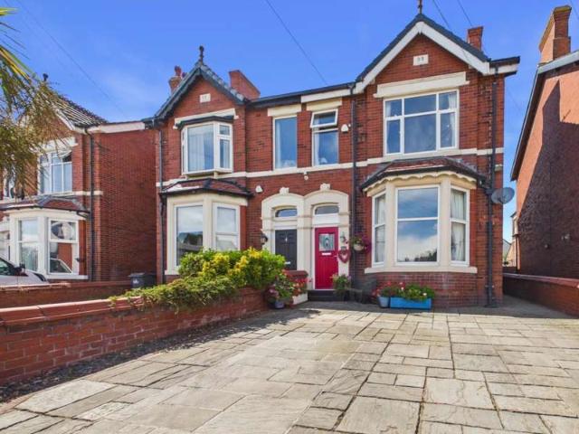 Farm for sale in Fairhaven, Lytham