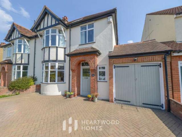 Farm for sale in St Albans, Five Acres