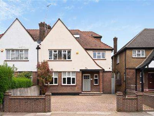 Farm for sale in Cricklewood, Greater London