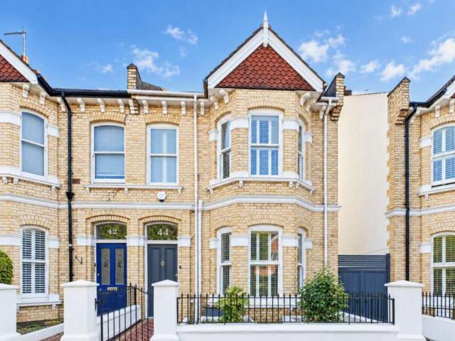 Farm for sale in Portslade by Sea, Hove