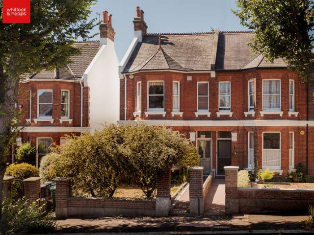 Farm for sale in Hollingdean, Brighton & Hove