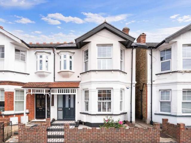 Farm for sale in London Borough of Sutton, Greater London