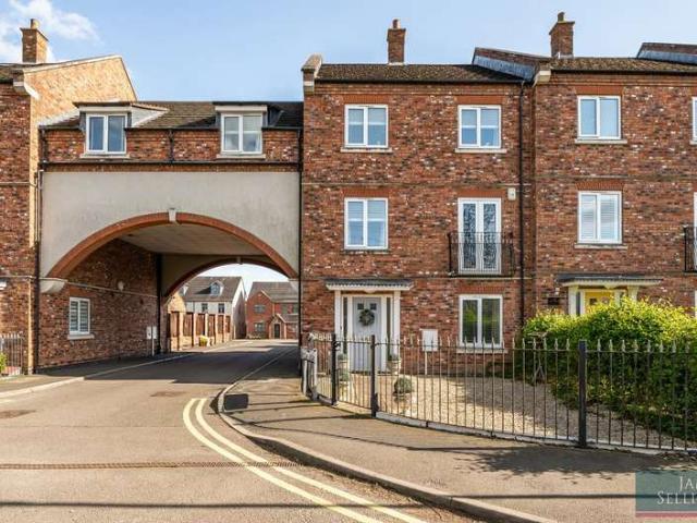 Farm for sale in Pinfold, Leicestershire