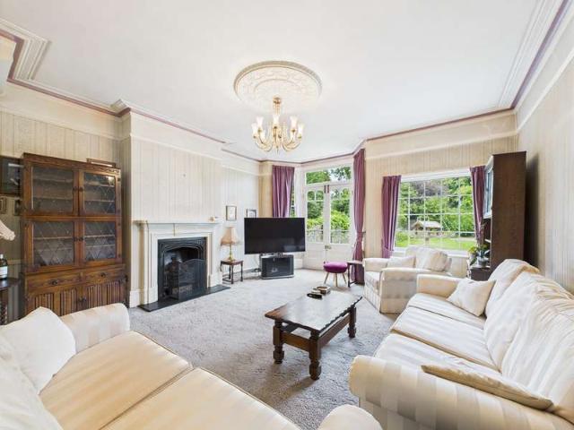 Farm for sale in Upton, Acol