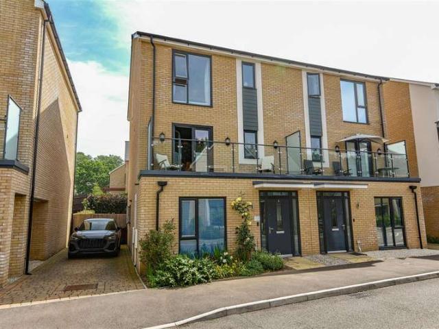 Farm for sale in Dursley, School House