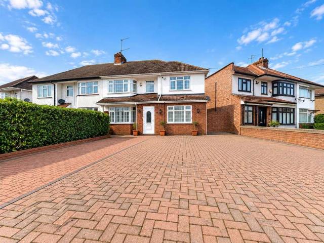 Farm for sale in Chalvey, Slough