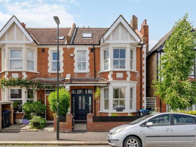 Semi Detached House for sale in Motspur Park, West Barnes