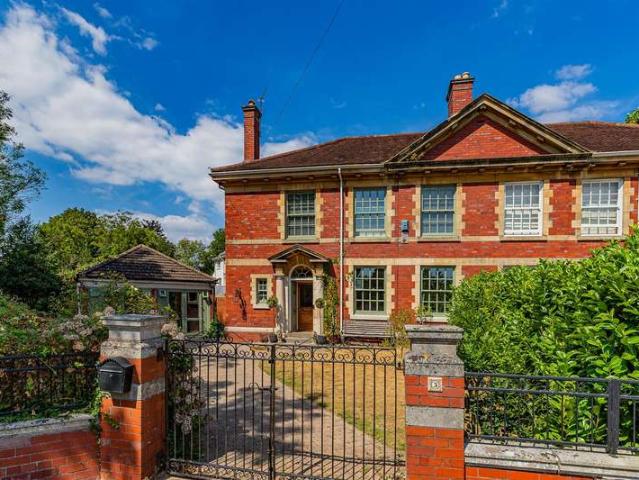 Farm for sale in Penylan, Falcon Lodge