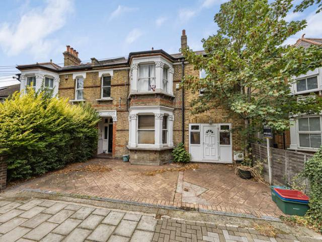 Farm for sale in London Borough of Hounslow, Greater London