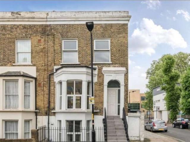 Farm for sale in London Borough of Southwark, Greater London