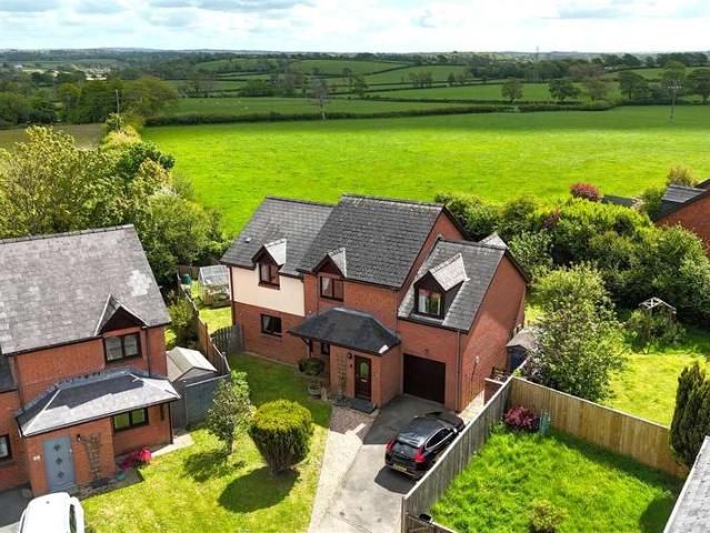 Farm for sale in Merlin's Bridge