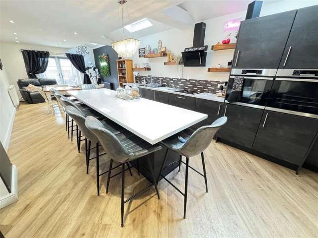 Farm for sale in Barling, Essex