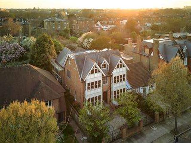 Farm for sale in London Borough of Hounslow, Strand